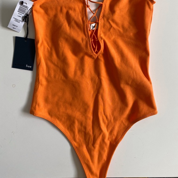 Aritzia Wilfred Free Lais Bodysuit | Orange Punch - Picture 3 of 6